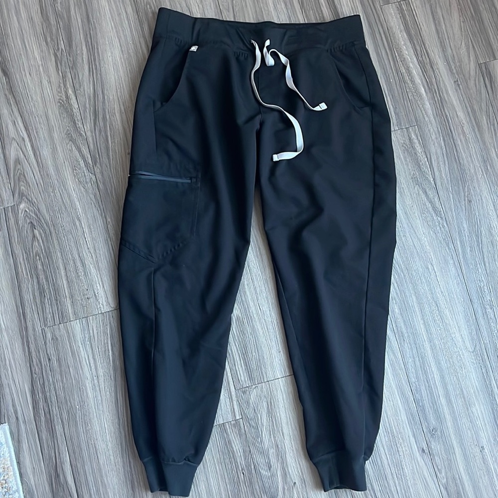 FIGS Zamora Jogger